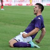 Italijanski mediji tvrde da Luka Jović nije teže povređen, napadač Fiorentine biće spreman za Mundijal 5
