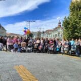 Mame sa bebama šetnjom kroz centar Zrenjanina podsetile na značaj dojenja 1