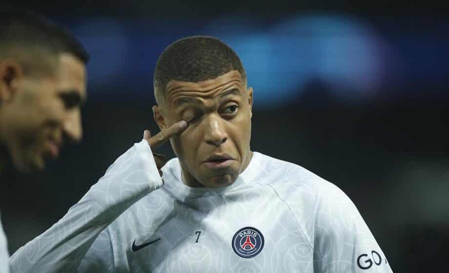 Najbolji igrač napušta PSŽ bez obeštećenja: Klub unajmio botove da kritikuju Mbapea na društvenim mrežama 1