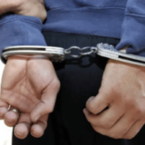 MUP: Uhapšen mladić u Surčinu nakon što je nožem pokušao da ubije oca i majku 1