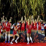 Dok srpski odbojkaši tonu, odbojkašice vladaju svetom: Zašto muška odbojka tone sve dublje, dok devojke ređaju zlatne medalje? 13