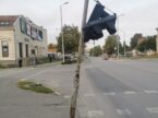 U Zrenjaninu nova moda: Nema dana da vandali ne poruše neki saobraćajni znak i ugroze građane na ulicama 3