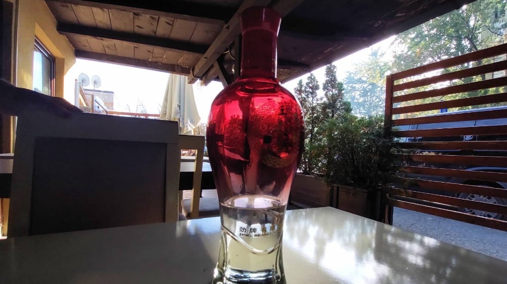 Reporter Danasa u borskom restoranu gde je jelovnik na kineskom jeziku: Kinezi kod nas vole ćevapčiće i pljeskavice 4 Reporter Danasa u borskom restoranu gde je jelovnik na kineskom jeziku: Kinezi kod nas vole ćevapčiće i pljeskavice 4