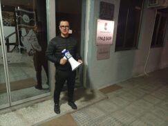 received_1051435948934523 Protest u Boru zbog grejanja: Traže ostavku gradonačelnika i direktora Toplane (VIDEO, FOTO) 7