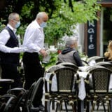 Objekat u kojem se nekada nalazila zvezdarska kafana "Beli bagrem" napušten i urušava se 10