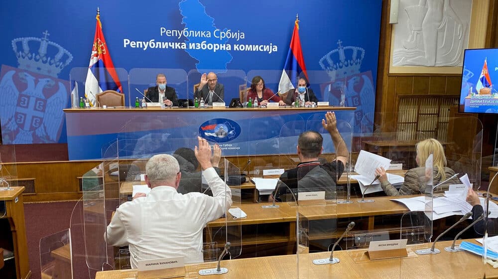 U svetlu izbora u RS: Kako je u Srbiji izgledalo ponovljeno glasanje pred kamerama 1