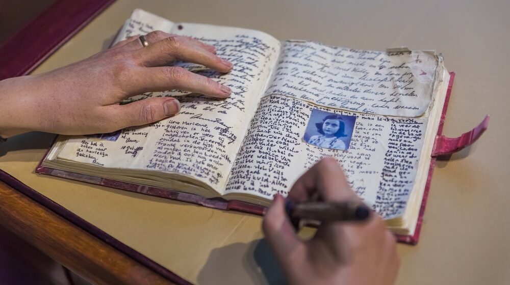 Suspendovana članica švedske partije posle objave o Ani Frank 1