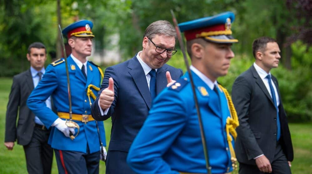 "Rizični potezi Vučića dok mu EU mu preti prekidom pregovora": U koga predsednik Srbije polaže nade? 1
