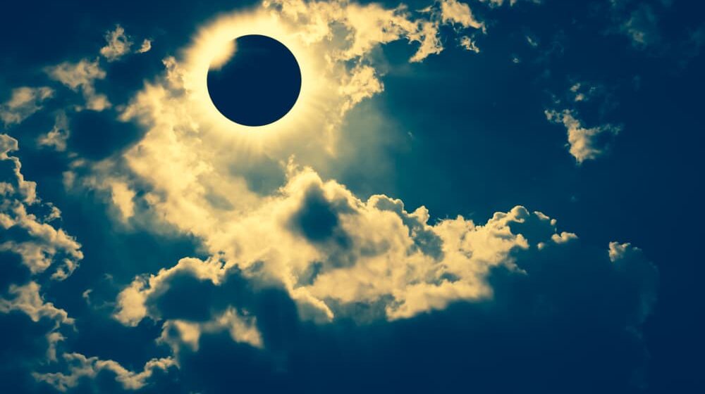 Delimično pomračenje Sunca: Kada počinje, koliko će trajati i kako ga posmatrati? 1