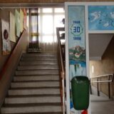 "Grade novi stadion, a naša deca nastavu prate u jaknama": Muke đaka i roditelja leskovačke škole "11. oktobar" 2