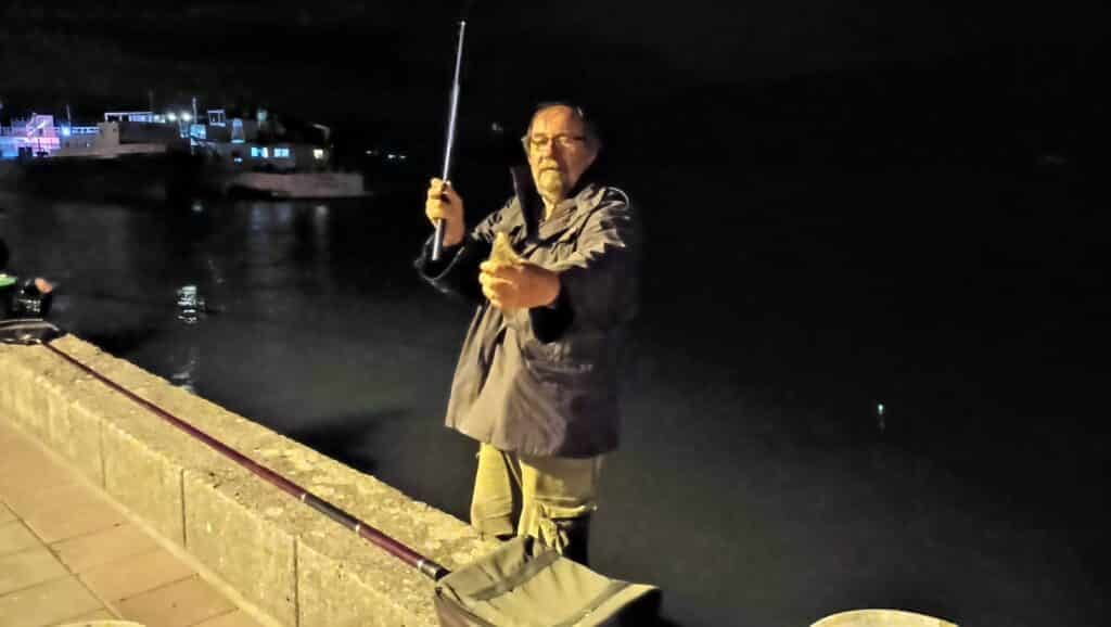 Novinarka Danasa na noćnom pecanju u Donjem Milanovcu: Miloš, Toške, Steva i Dodić otkrivaju sve čari čekanja da riba zagrize 6