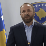 Kurti za odbijanje zahteva Zapada oko preregistracije vozila dobio podršku opozicione PDK 13