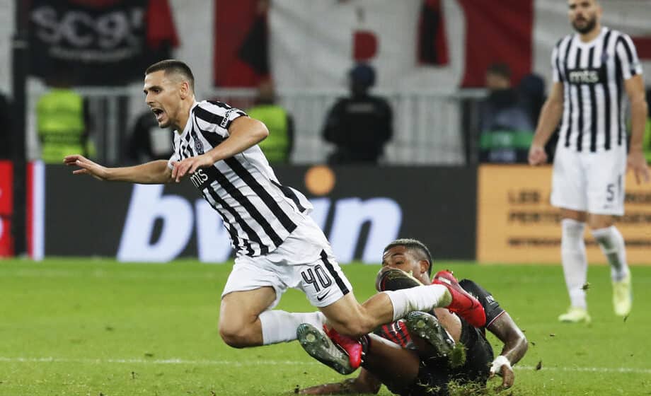 Partizan oštećen u Nici, sudija nije dosudio penal za crno-bele (VIDEO) 1