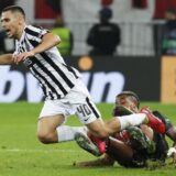 Partizan oštećen u Nici, sudija nije dosudio penal za crno-bele (VIDEO) 3