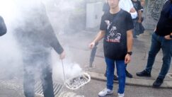 "Litija za spas Srbije": Molitve, ikone i kađenje - učesnici prošetali rutom Prajda (VIDEO; FOTO) 7