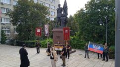 "Litija za spas Srbije": Molitve, ikone i kađenje - učesnici prošetali rutom Prajda (VIDEO; FOTO) 19