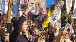 "Litija za spas Srbije": Molitve, ikone i kađenje - učesnici prošetali rutom Prajda (VIDEO; FOTO) 23