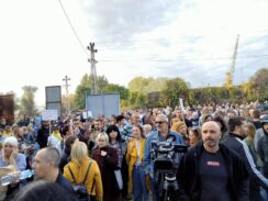 viber_image_2022-10-23_16-10-52-347 Protest na Šodrošu: Više osoba uhapšeno, ima povređenih (FOTO; VIDEO) 5