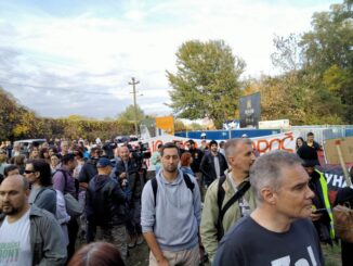 viber_image_2022-10-23_16-10-52-747 Protest na Šodrošu: Više osoba uhapšeno, ima povređenih (FOTO; VIDEO) 2