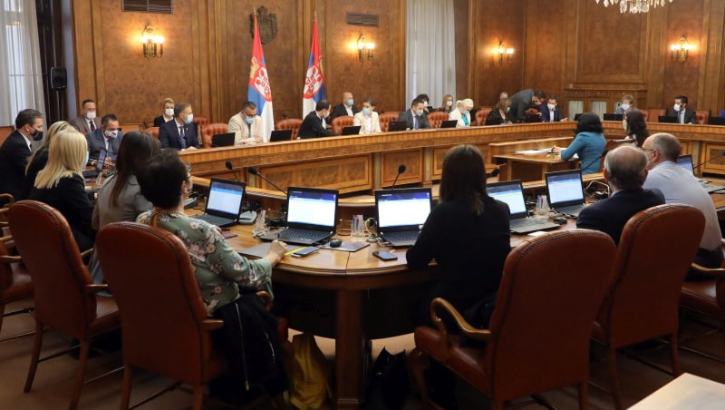 Brnabić tvrdi da nisu poznata sva rešenja za ministre: Ko ostaje u Vladi, a ko odlazi? 1