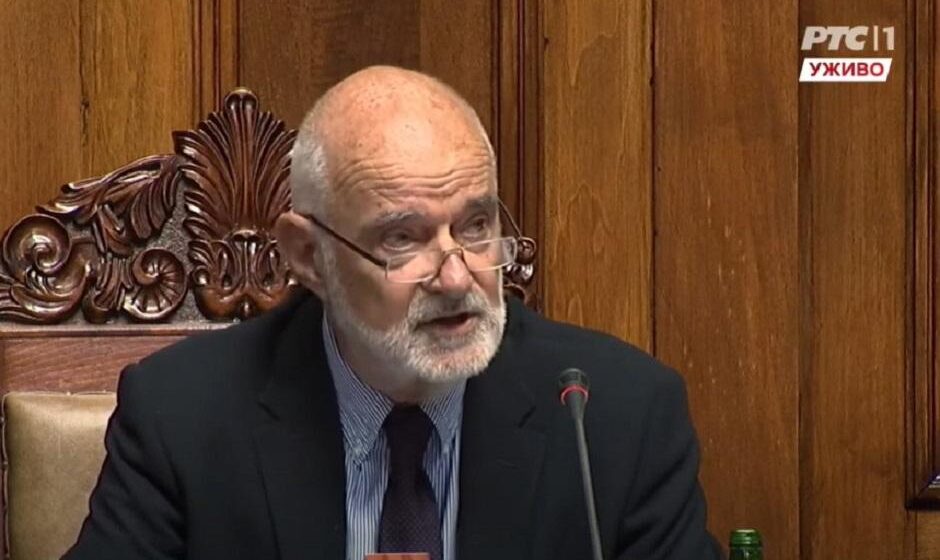 Goran Vesić na Tviteru "potkačio" Vladetu Jankovića i objavio fotografiju iz Londona 1