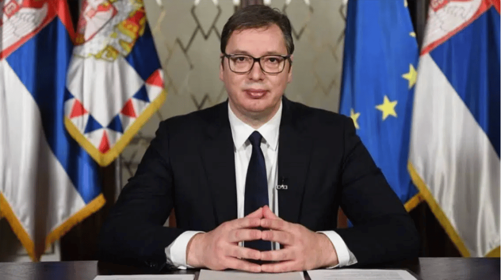 Švajcarski list: Da li se Vučić priprema za promenu kursa? 1