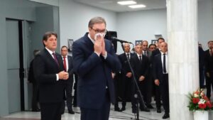 Šta je sve Vučić rekao "prvi put otvoreno" pripadnicima BIA: Sankcije su kao mokri malj, Zoranine izjave su za unutarstranačke organe 2