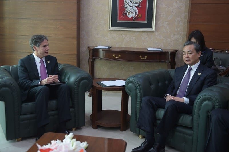 Šefovi diplomatija SAD i Kine razgovarali o bilateralnim odnosima i ratu u Ukrajini 1