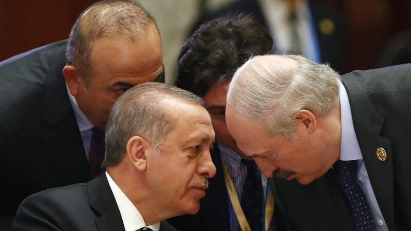 Erdogan i Lukašenko u Astani razgovarali iza zatvorenih vrata 1