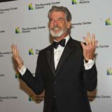 Pirs Brosnan je mogao da bude Betmen, a nije dobio ulogu zbog „glupog vica" 1