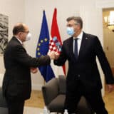 Plenković čestitao Čoviću: Dobri rezultati, Šmit nametnuo odličan zakon za HDZ BiH 4