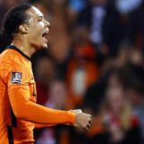 Holanđani ogorčeni na nemačkog sudiju, Van Dajk otkriva: Nije se ni rukovao, odmah je otrčao u svlačionicu 5