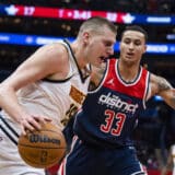 Jokić sve bliži legendarnom Oladžuvonu 5