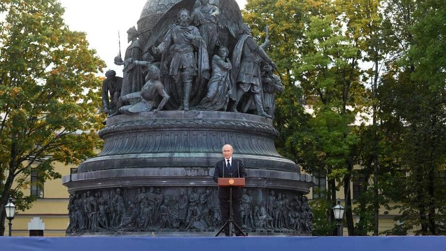 "Šekspirovska borba noževima za vlast": Kako bi mogao da izgleda haotični svet posle Putina? 2 Vladimir Putin