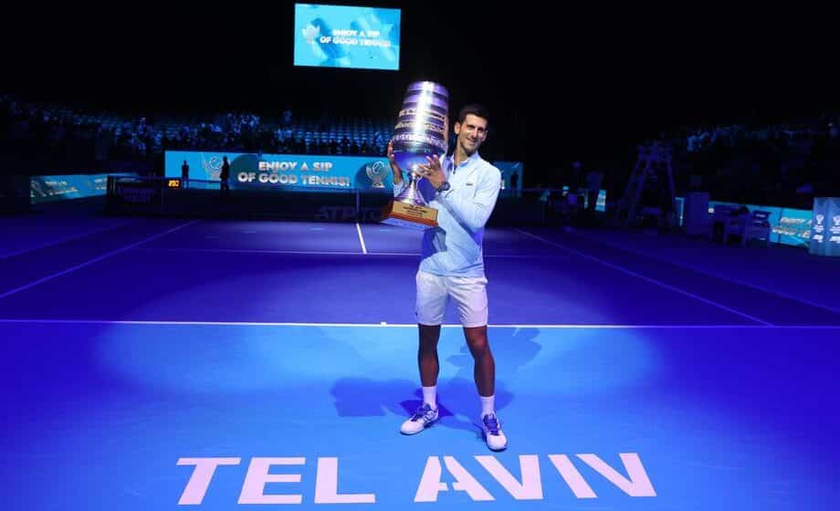 Đoković diše za vratom Federeru 1