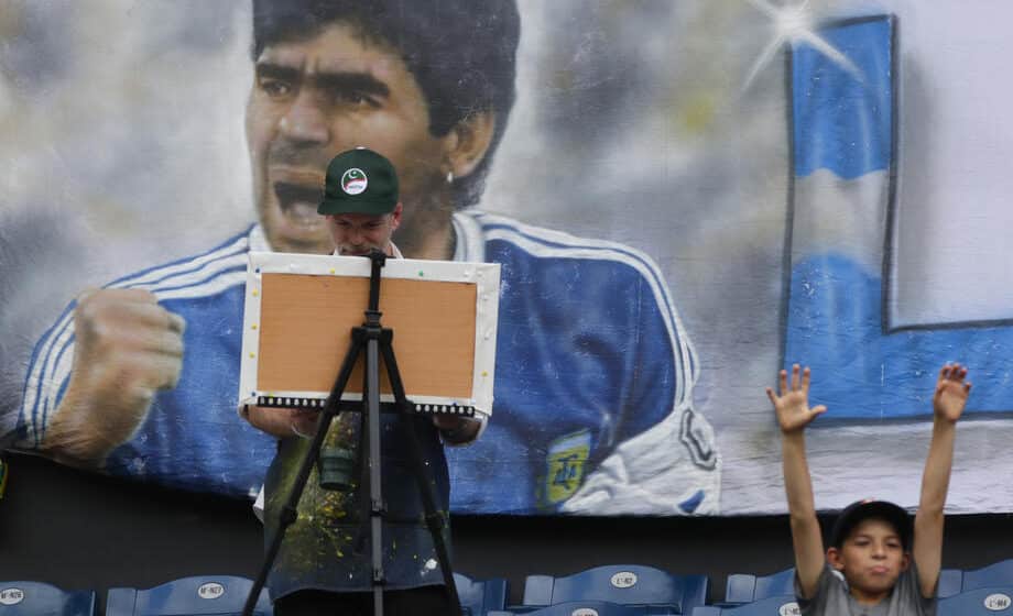 Legendarni Maradonin dres tamo gde mu je i mesto - u Argentini 1