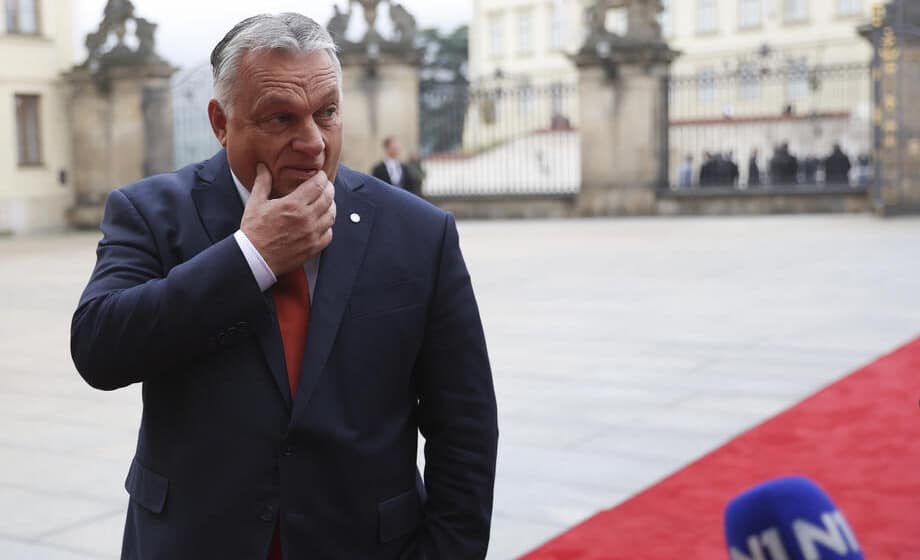 Viktor Orban izviždan u Pragu: "Mađarski premijer dočekan na samitu EU kako dolikuje" 1