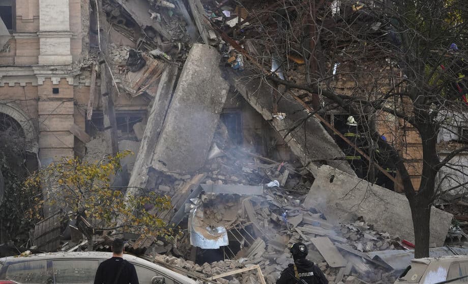 U Kijevu nastavljeno snabdevanje vodom i strujom 1