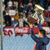 (VIDEO) Potpisao za omiljeni klub, pa mu doneo titulu: Suarez u Nasionalu ispunio sve svoje novogodišnje želje 10