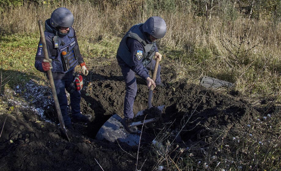 Rusi fotografijom koju su ukrali od Slovenaca „dokazuju” da Ukrajina pravi prljavu bombu 1