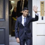 "Uslediće donošenje teških odluka": Prvo obraćanje naciji novog britanskog premijera Rišija Sunaka 3