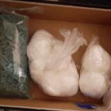 Dva Novosađanina držala u stanu više od dva kilograma narkotika 9