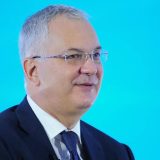 Šutanovac uz Vučića u Njujorku: Kako se komentariše? 6