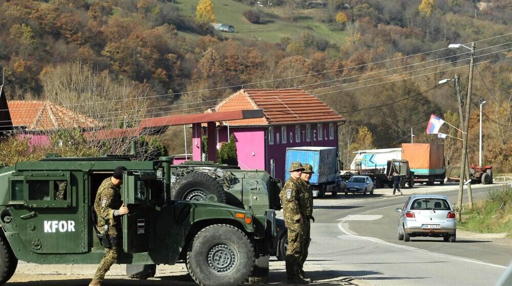 Kfor: Patrola u Zubinom Potoku čula pucnjavu, nema povređenih 1
