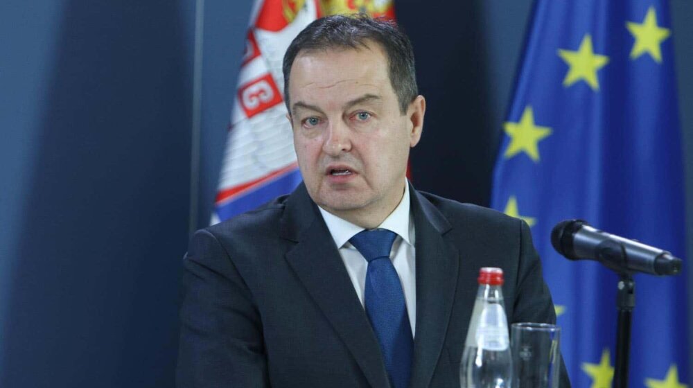 Dačić: Vučić će odlučiti da li će u Tiranu, Srbija jasno rekla šta su crvene linije 1