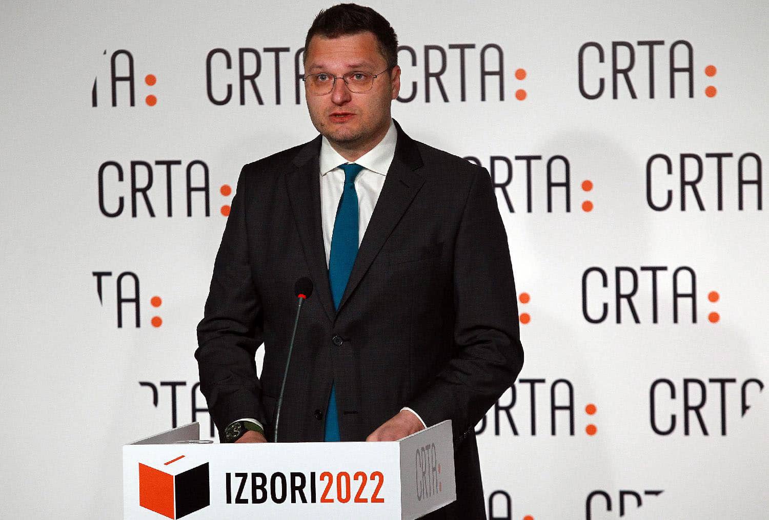 Od strukovnih udruženja do studentskih parlamenata: Režim bi, da može, kontrolisao i kućne savete 2 Od strukovnih udruženja do studentskih parlamenata: Režim bi, da može, kontrolisao i kućne savete 2