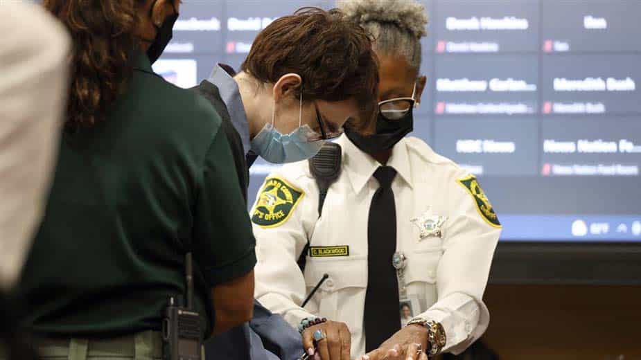 Ubica koji je počinio masakr u školi u Parklendu na Floridi dobio 34 doživotne zatvorske kazne 1