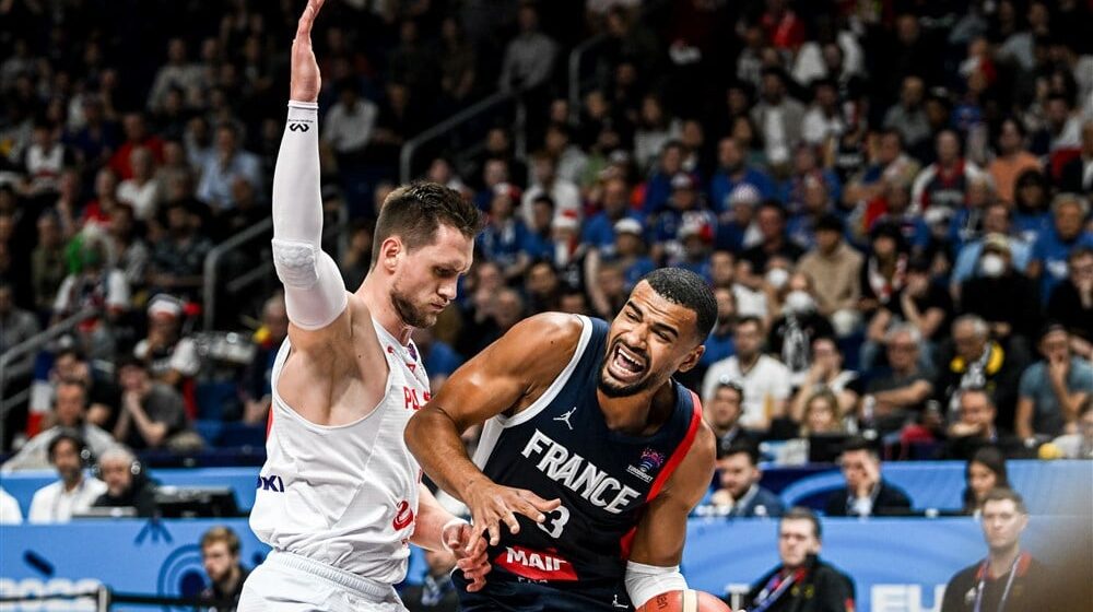 Timoti Luvavu u Asvelu 1