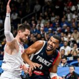 Timoti Luvavu u Asvelu 2