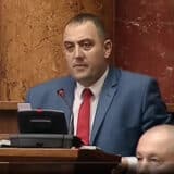 Poslanik SNS Milimir Vujadinović priznao da je na spisku botova 2